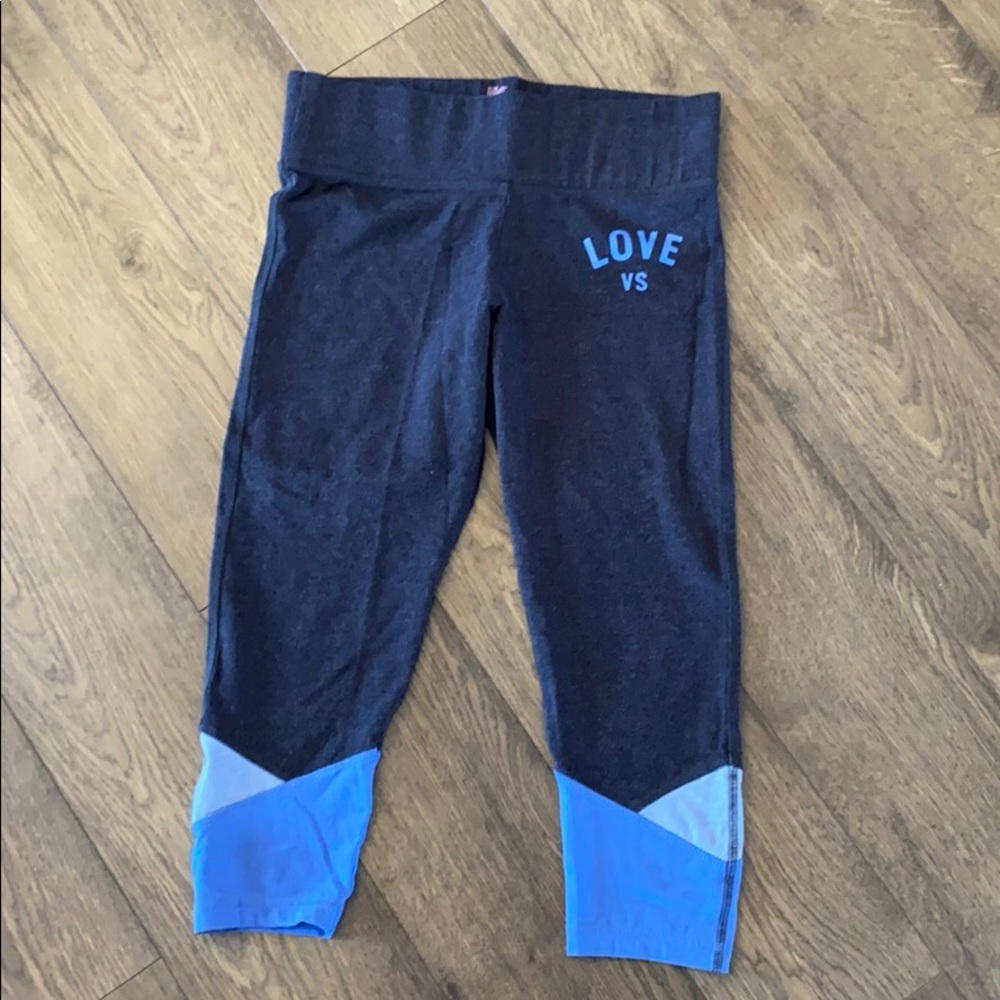 Victoria secret Pink Capri leggings